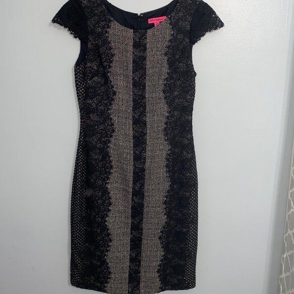 Betsey Johnson Dresses & Skirts - NEW Betsey Johnson tweed/lace sheath dress - 6